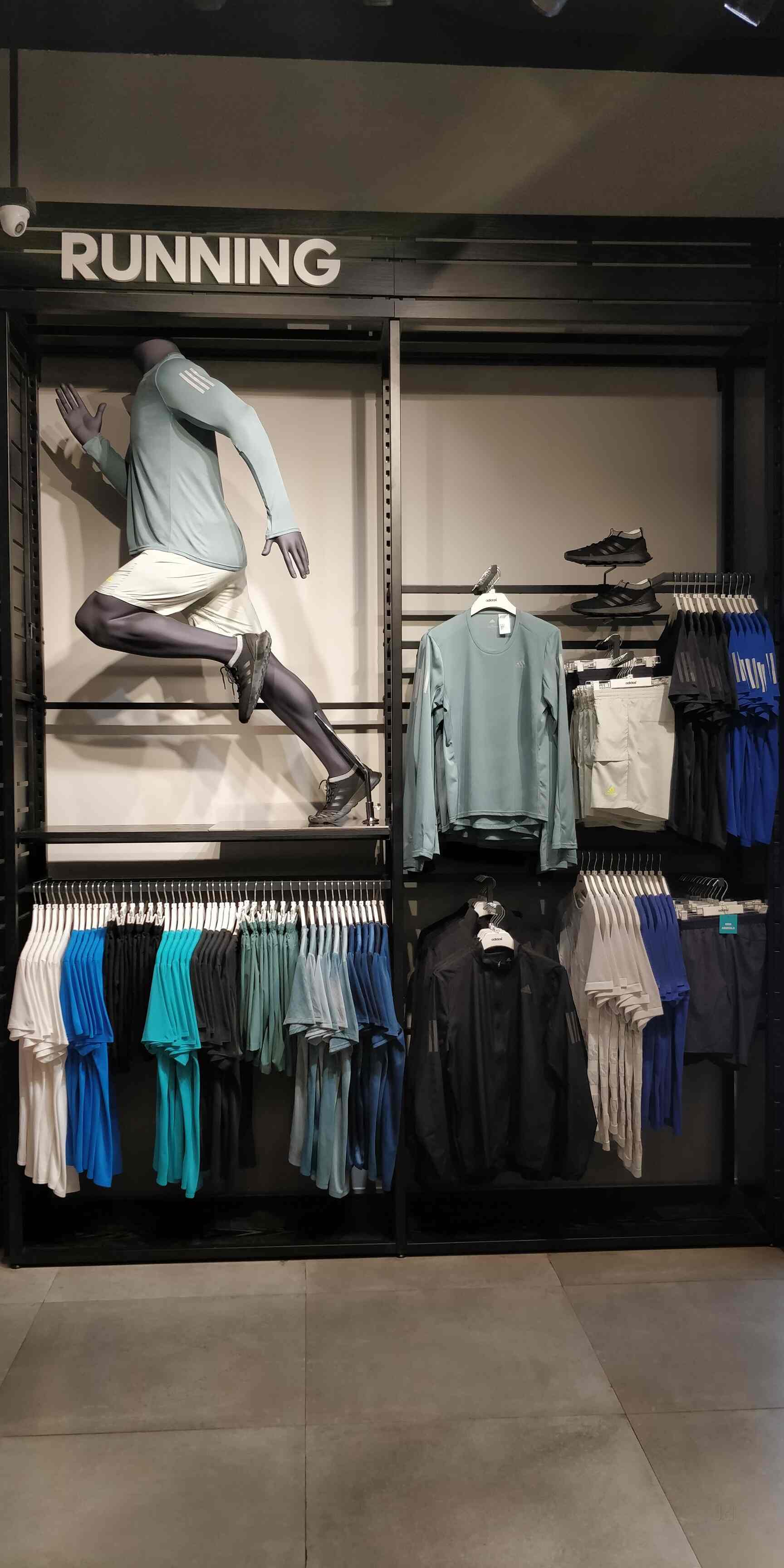 Adidas Exclusive Store (Phoenix Market 