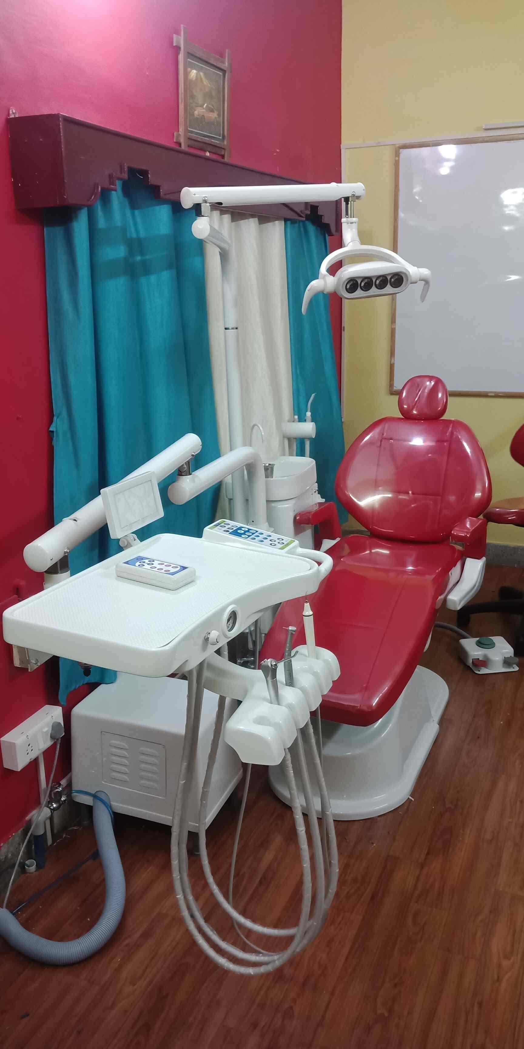 Top Dental Equipment Manufacturers in Chennai डेंटल इक्विपमेंट
