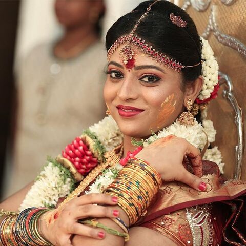 Niruchitra bridal outlet makeup reviews