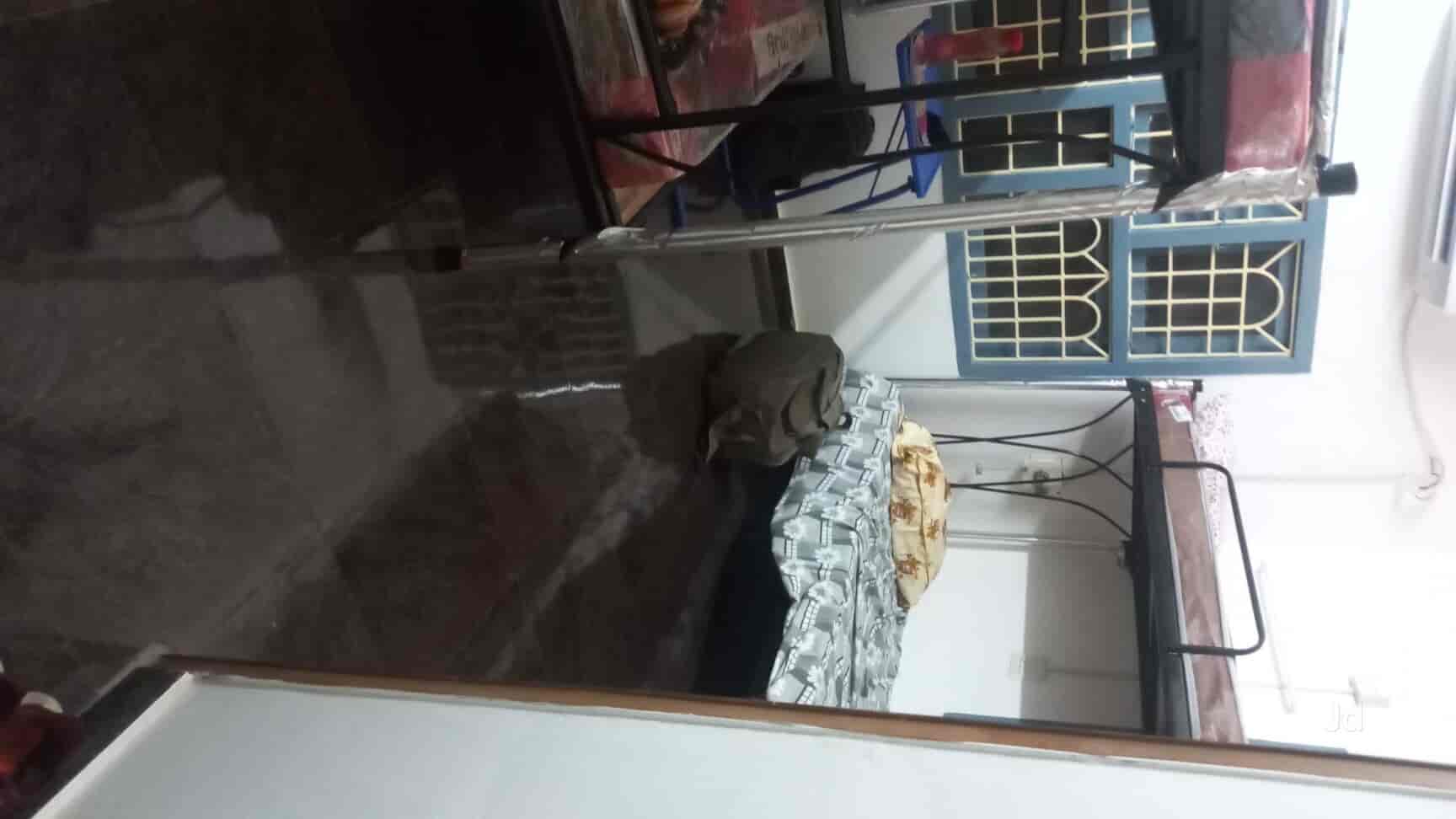 Shri Yuga Home in Shanthi ColonyAnna Nagar,Chennai Best Paying Guest