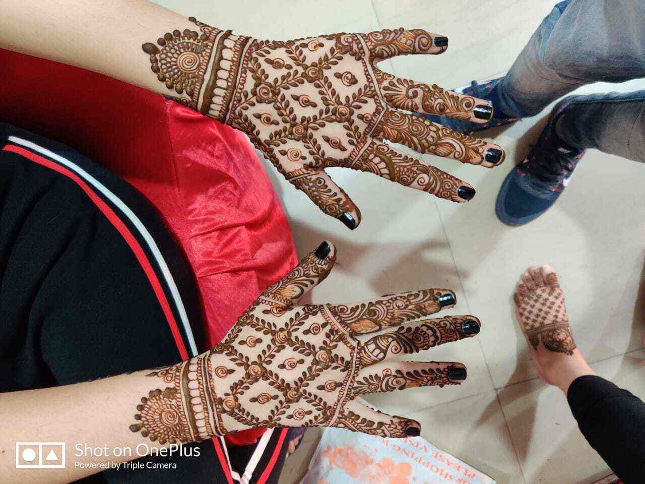 Raj Mehndi Artist - Price & Reviews | Mehndi Artist in Lucknow