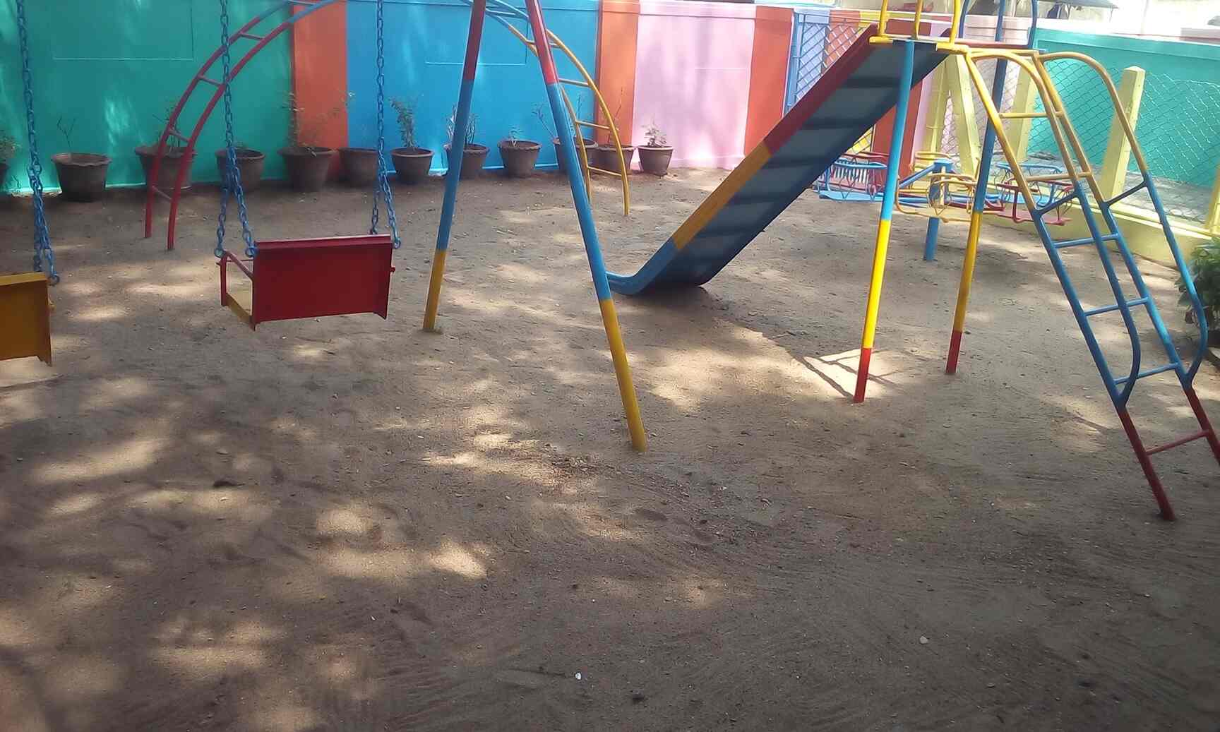 Blooming Budss Play School in T Nagar,Chennai Best Drawing Classes in