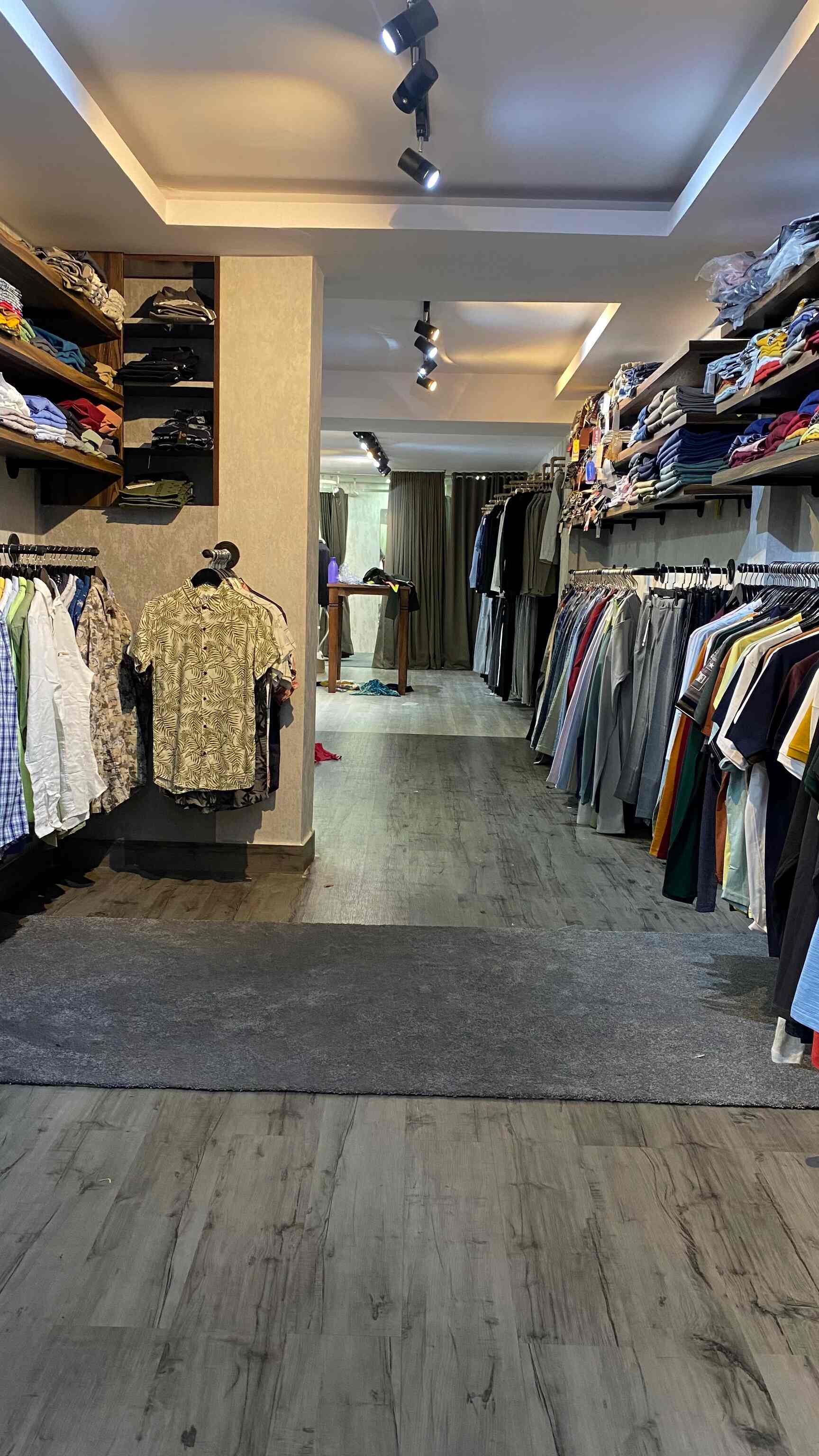 Radim Clothing in Anna Nagar Block Al,Chennai Best Western Readymade