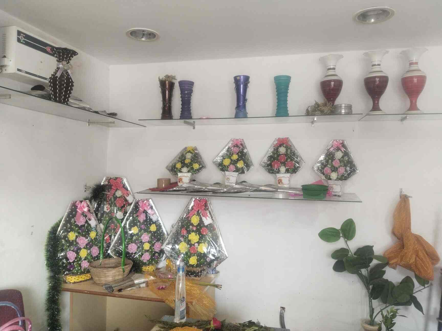 Priya Florist Bouquet Shop in Kelambakkam,Chennai Best Balloon