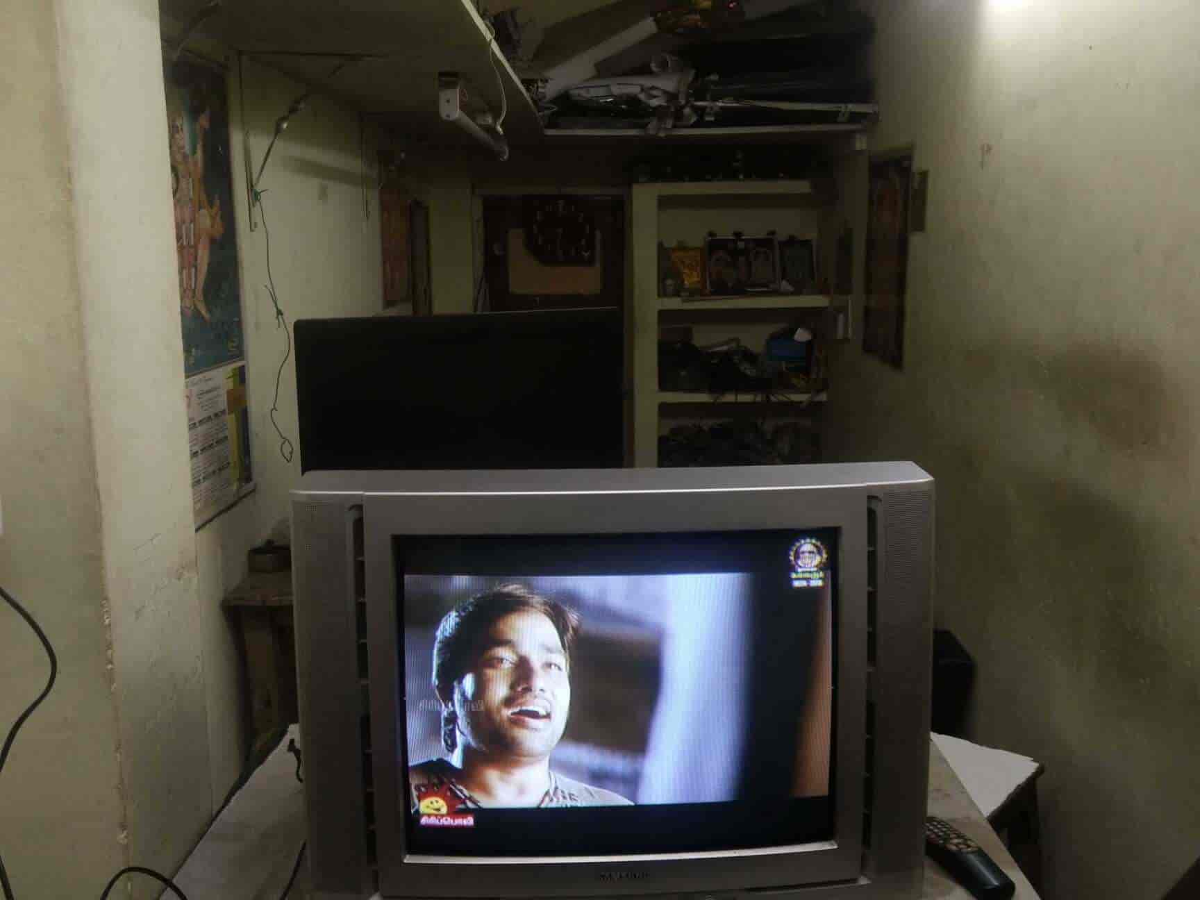 In-Home TV Repair Near Me - Expert TV Repair Service - SilverEtechs