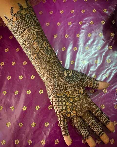 51+ Best Mehndi-artists in Bangalore | Mehndi-artists Profiles, Reviews and  Prices | VenueLook