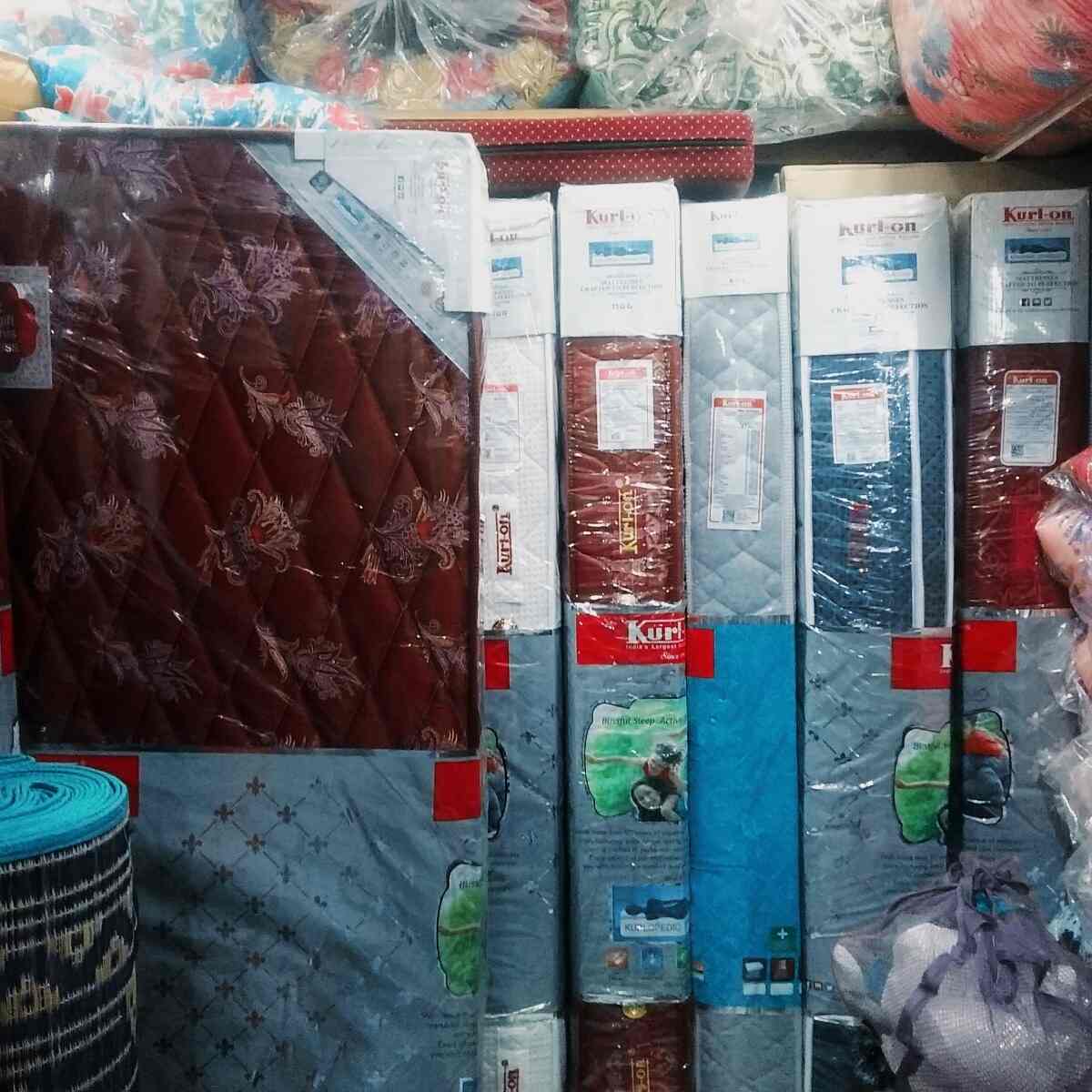 Sj Furniture And Kurl On Maters Showroom in Anna Nagar West Extension