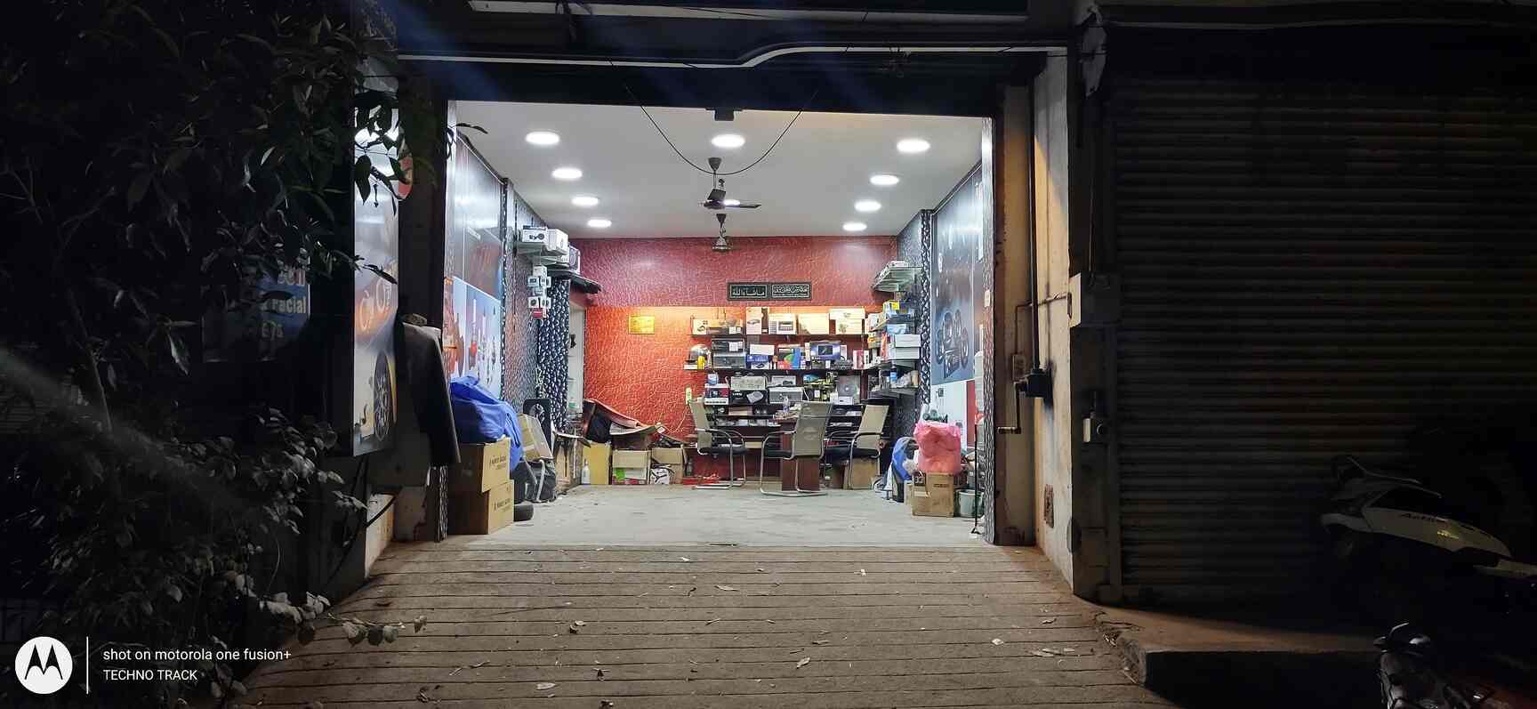 Techno Track Car Audio And Accessories in Virugambakkam,Chennai Best