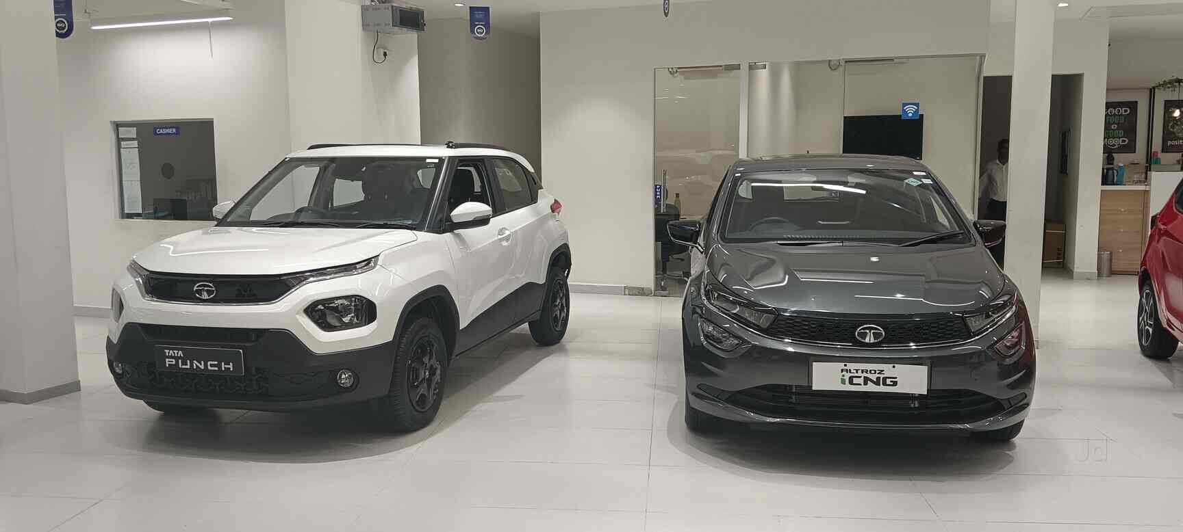 Top Car Dealers in Kelambakkam, Chennai Best New Car Dealers near me