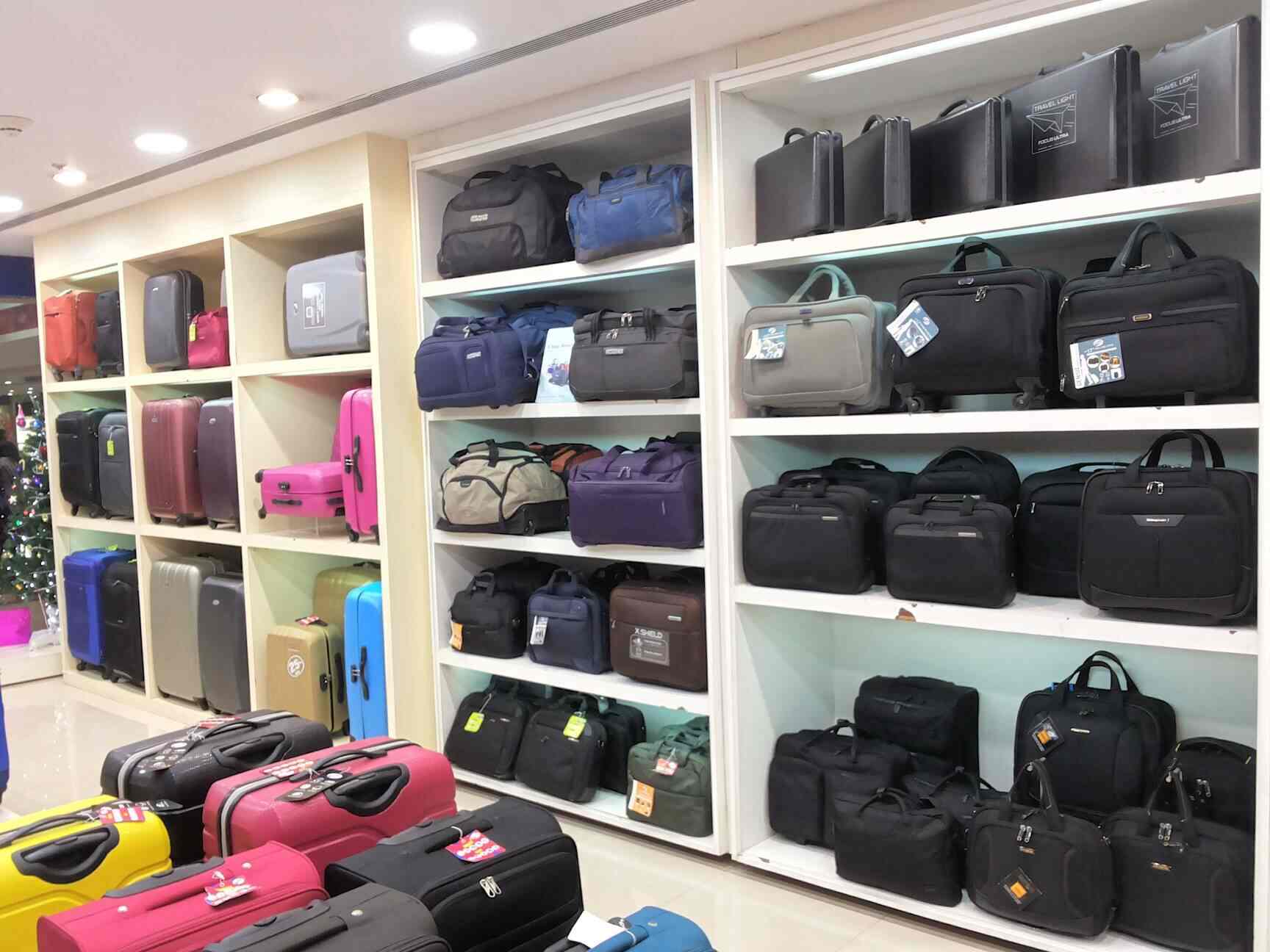 travel bag showroom near me Online Sale