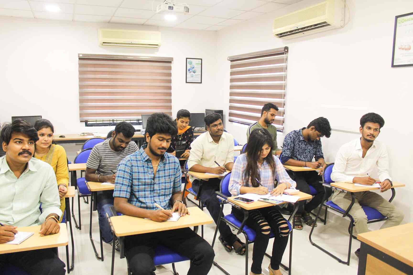 Logwiz Institute Of Shipping & Logistics (Temporarily Closed Down) in