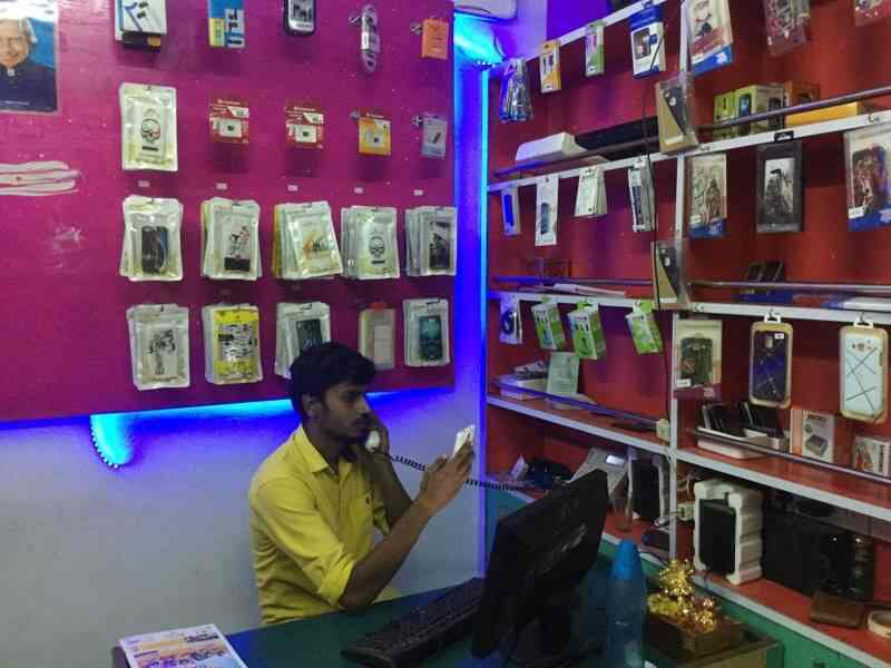 Thaai Mobiles in Pallikaranai,Chennai Best Mobile Phone Accessory