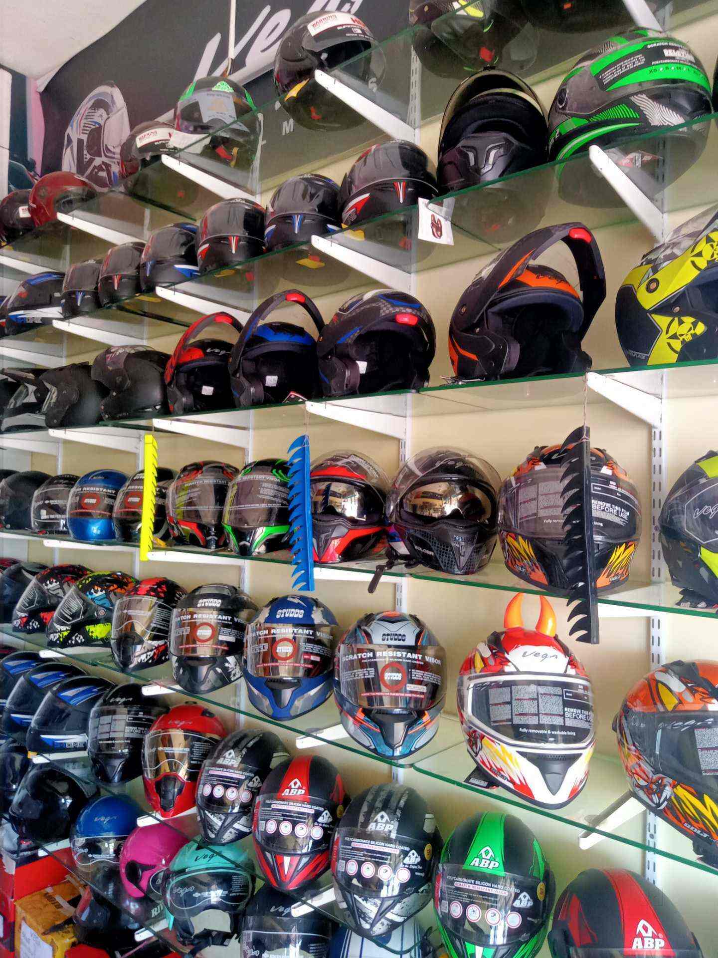 Helmet shop best sale in kanchipuram