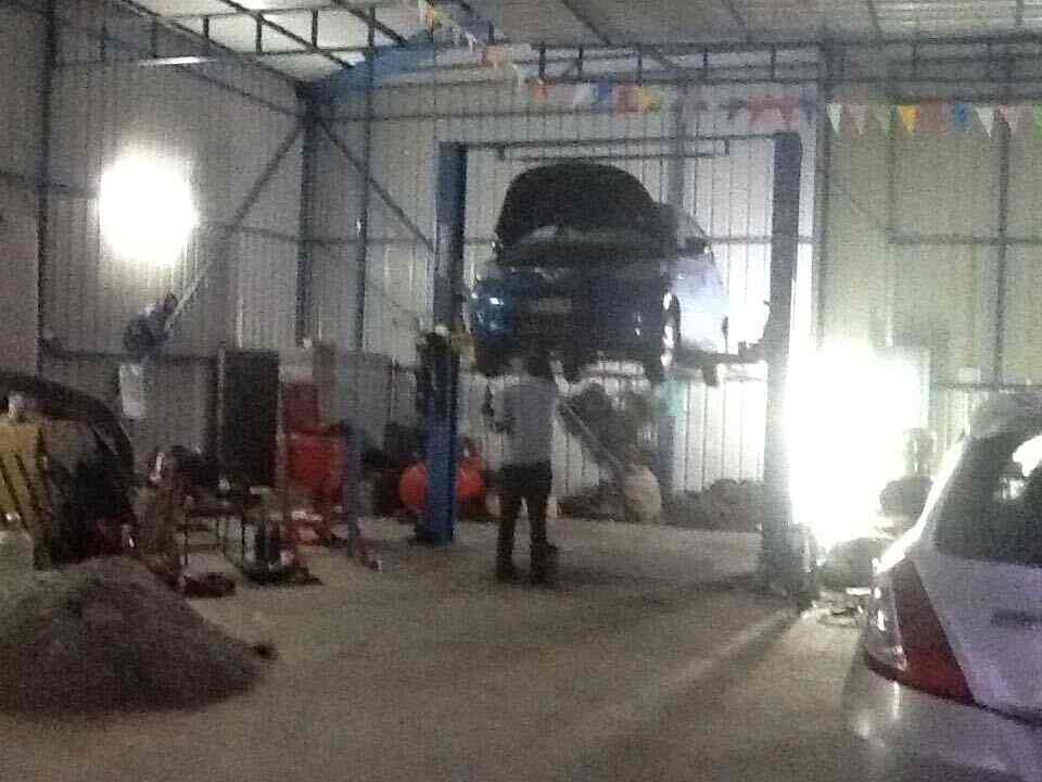 Vela Car Zone in Porur,Chennai Best Car Repair & Services in Chennai