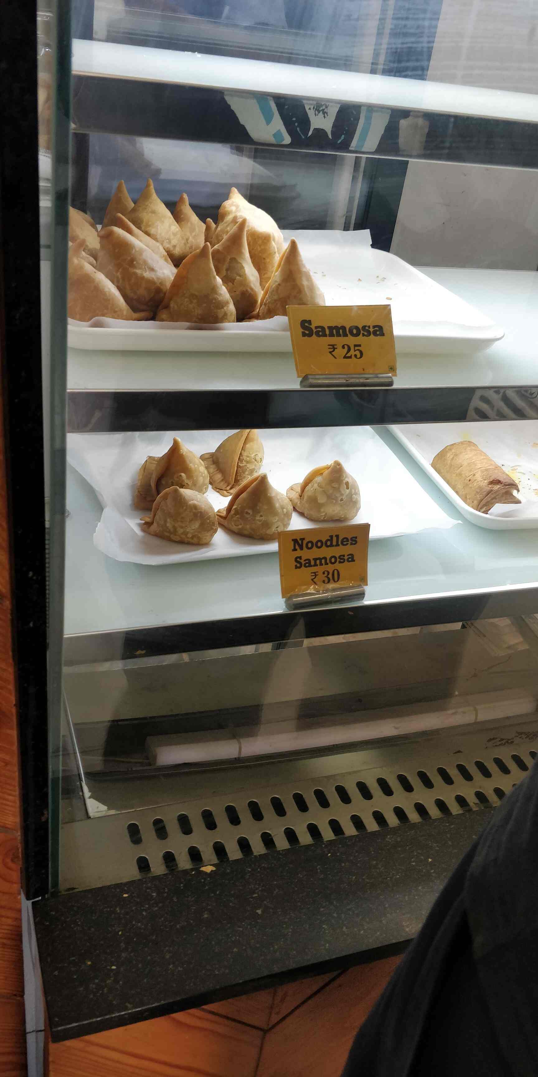 Chai Waale in Vadapalani,Chennai Order Food Online Best Tea Lounges