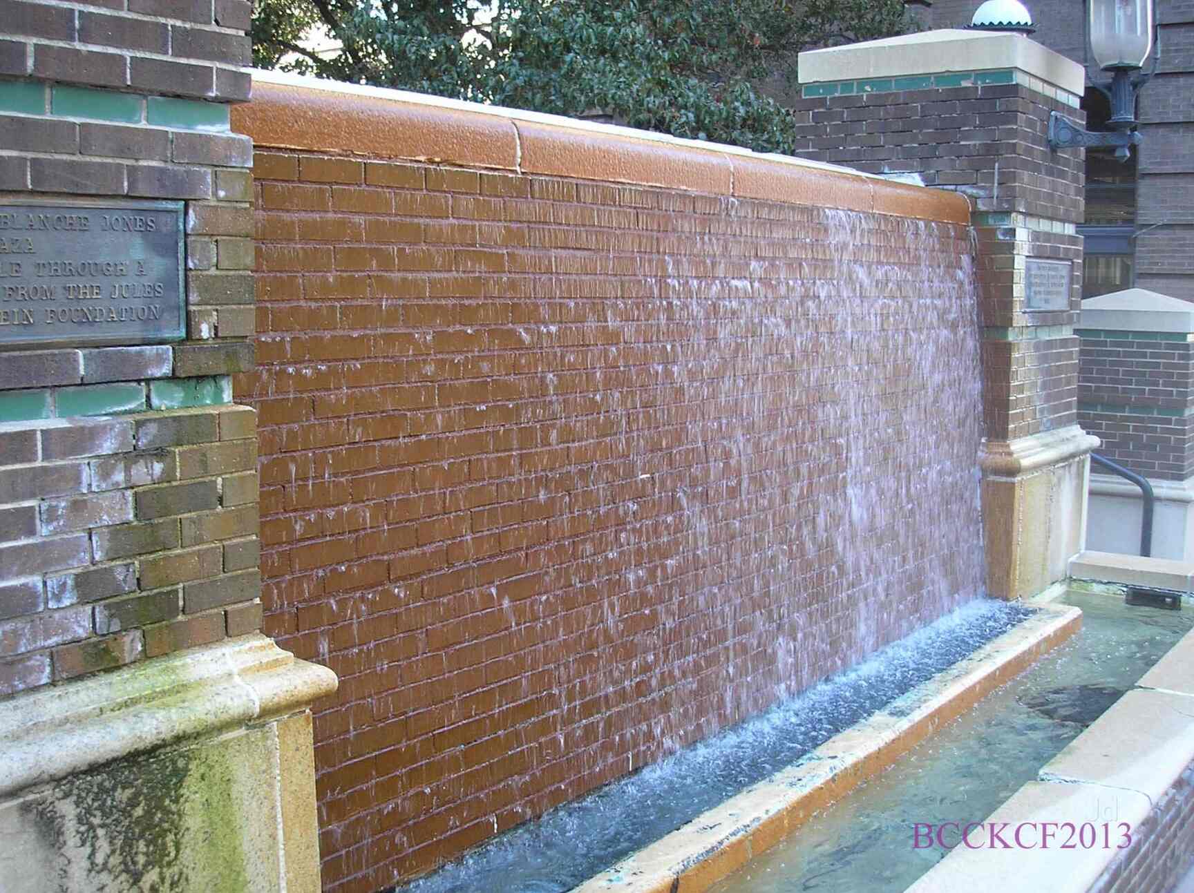 Luxurious Pools and Fountain in Pallavaram,Chennai Best Swimming Pool