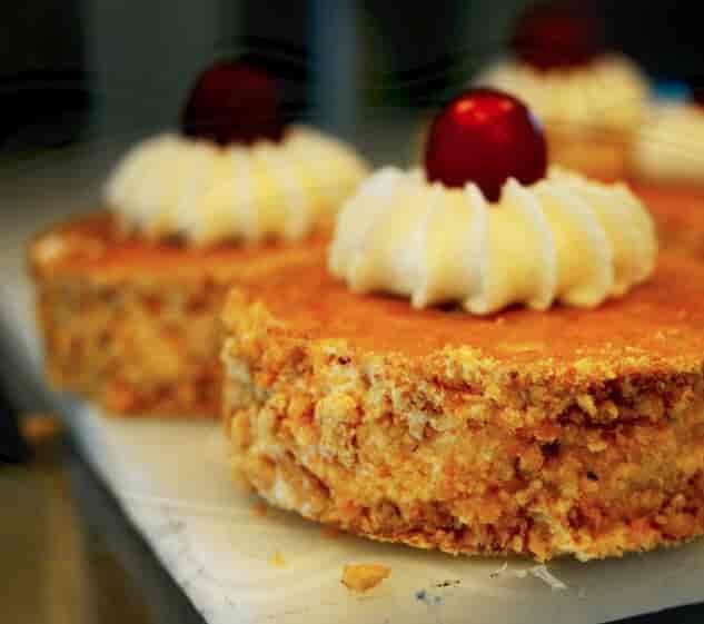 Share more than 125 japanese cake nilgiris super hot in.eteachers