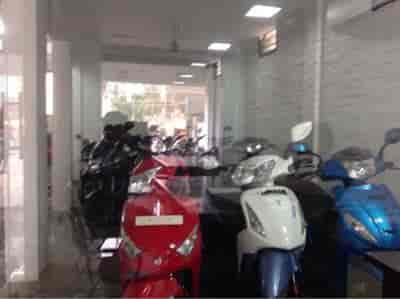 yamaha showroom madipakkam