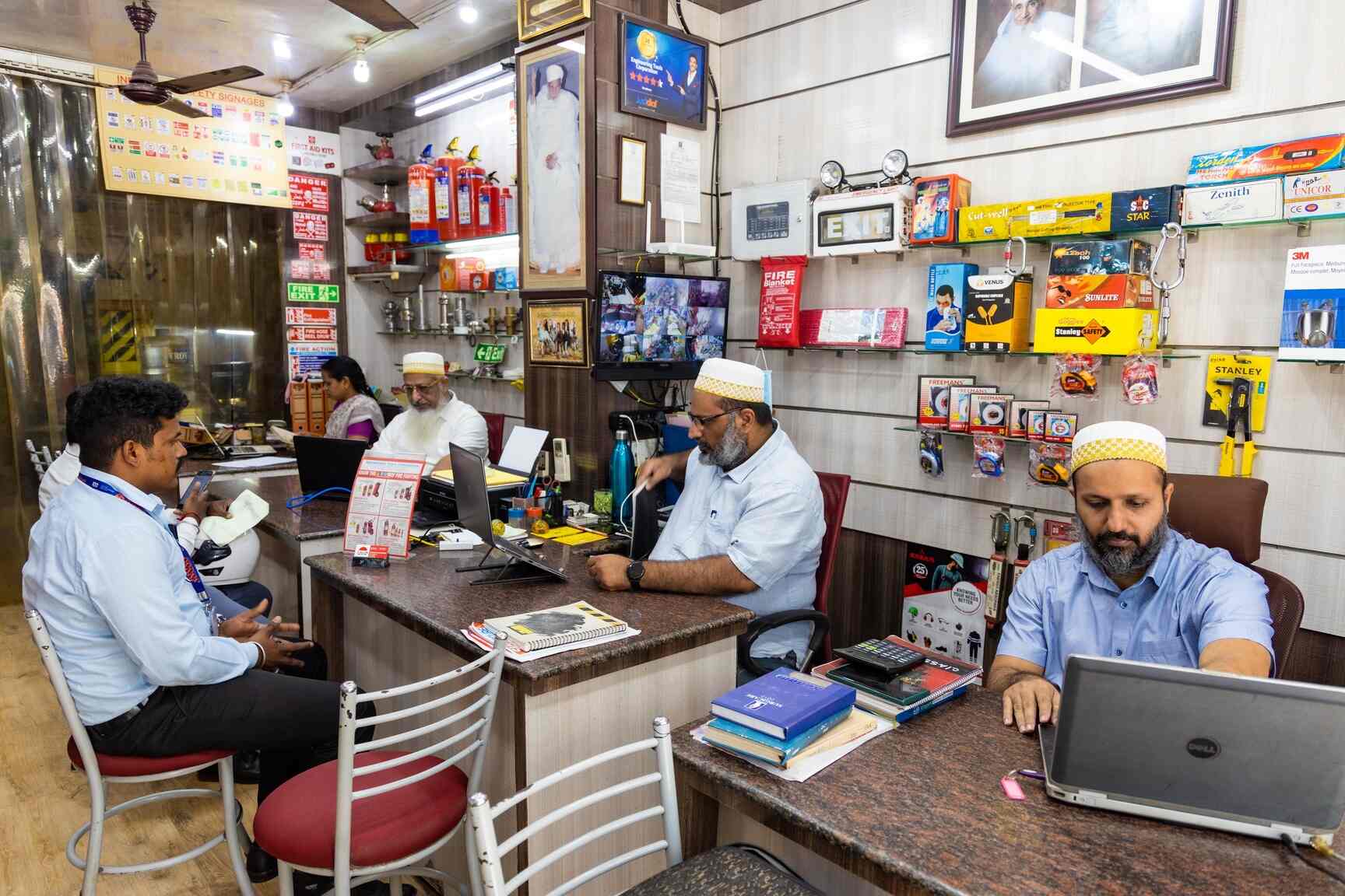 Safety Shoe Dealers in Chennai Best Deal Justdial