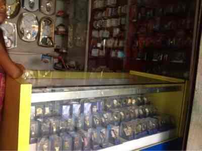 Watch showroom in clearance medavakkam