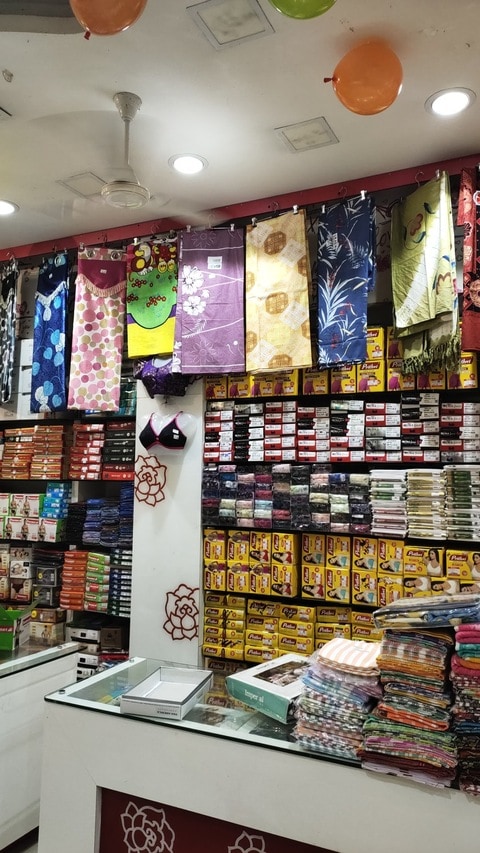 Casual style deals madipakkam