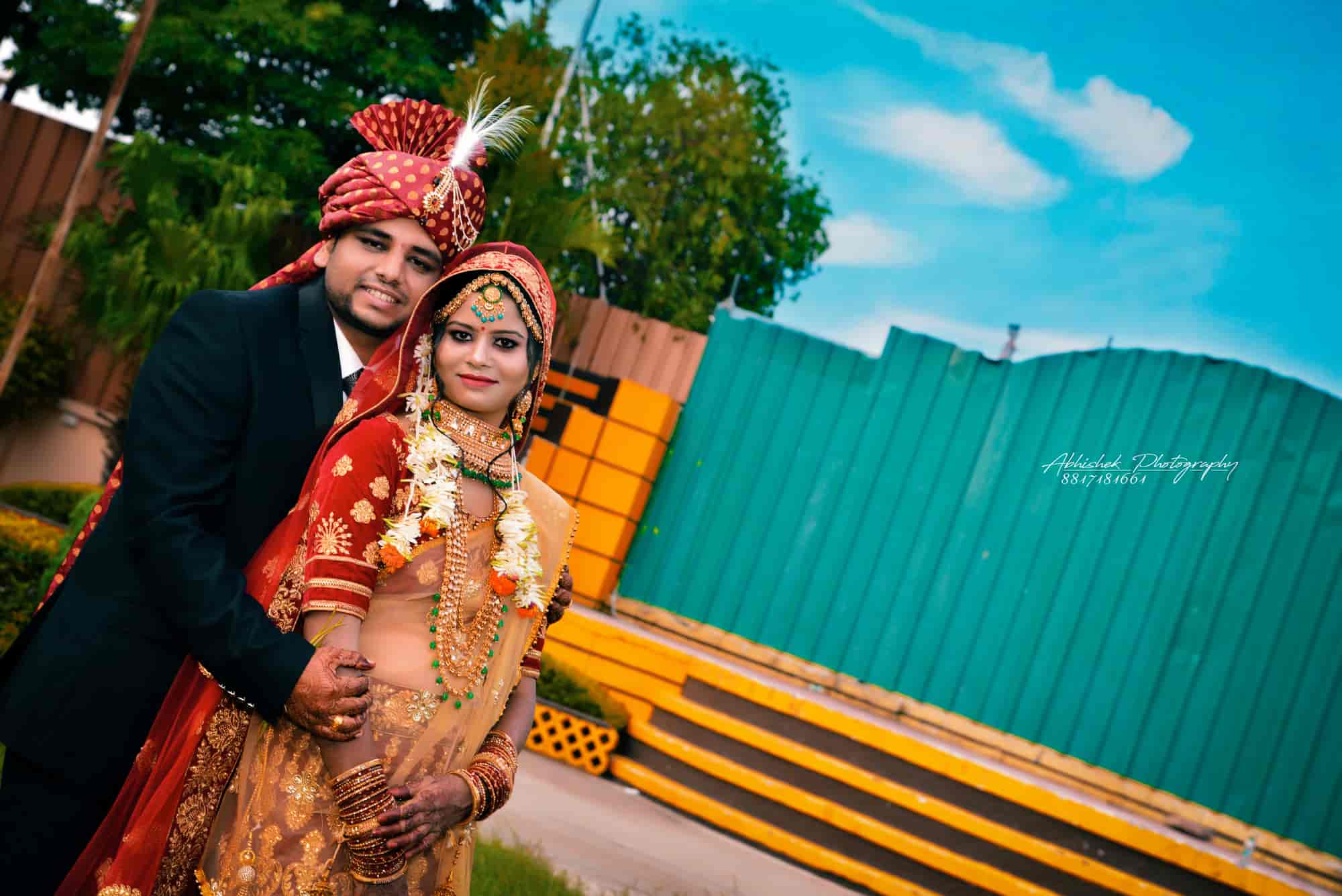 Top Pre Wedding Photographers in Chhindwara Best Outdoor Prewedding