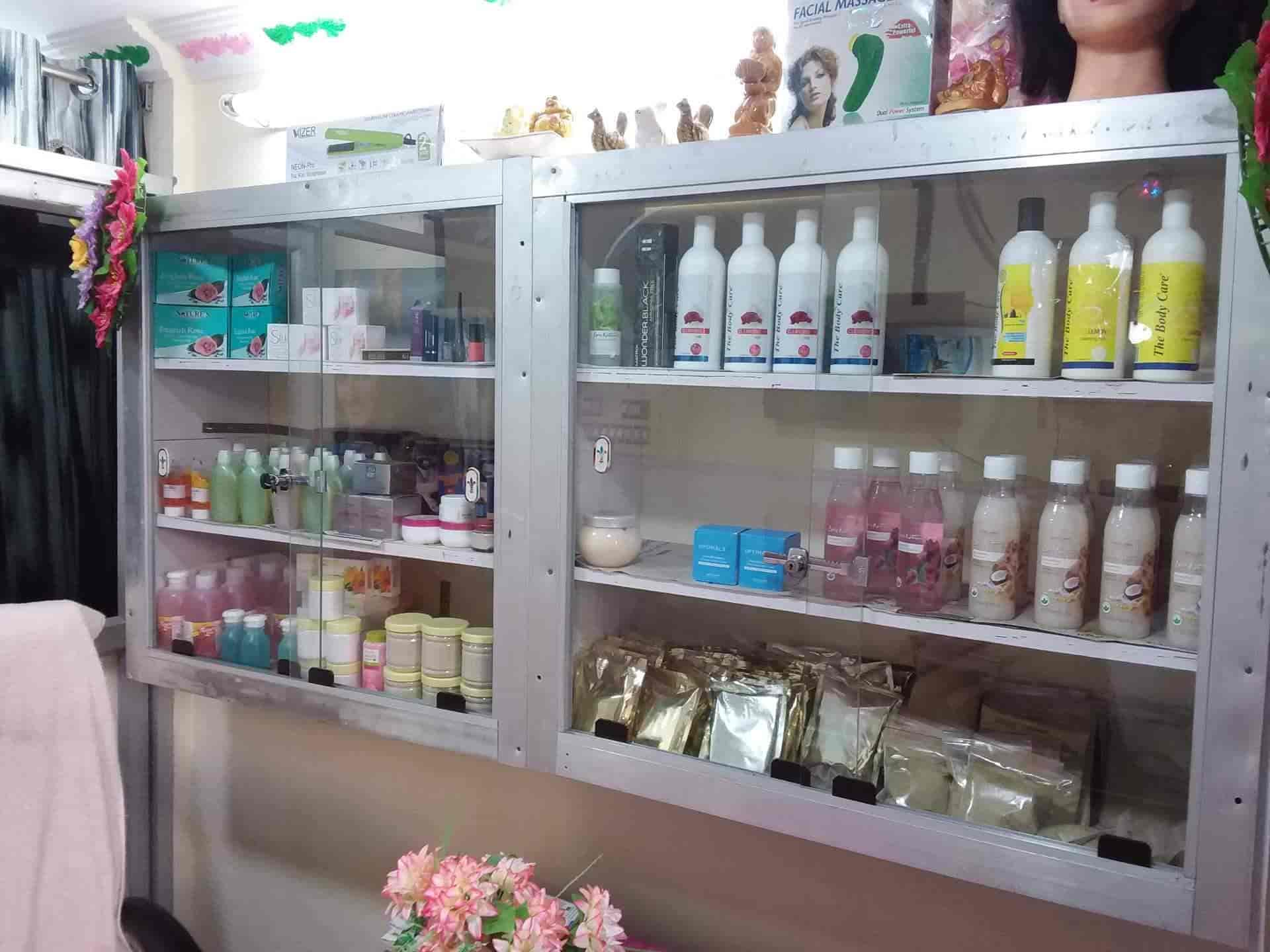 Top Beauty Parlours in Chilakaluripeta Best Ladies Beauty Parlours