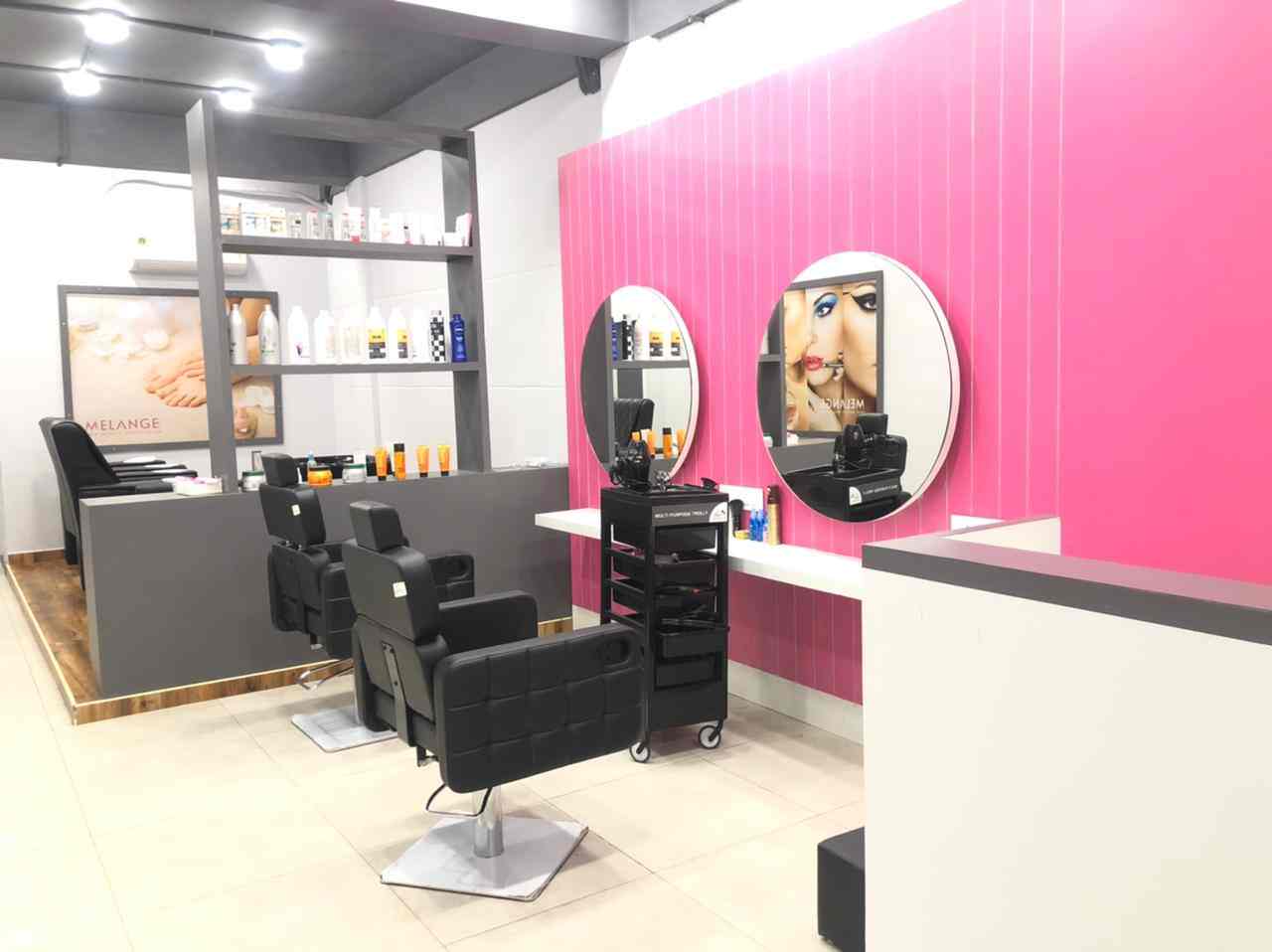 Top Beauty Parlours in Chilakaluripeta Best Ladies Beauty Parlours