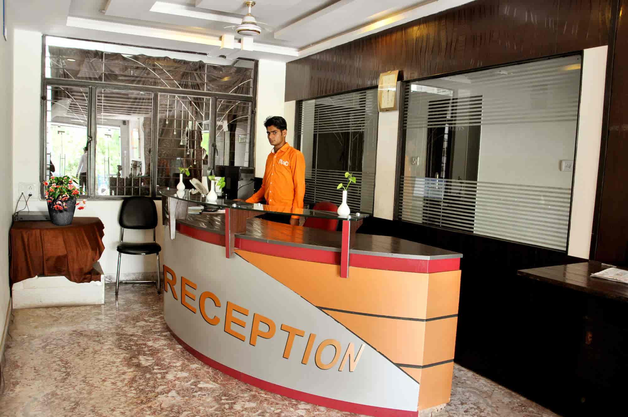Book Rnb Chittorgarh By 1589 in Kidwai Nagar,Chittorgarh - Best