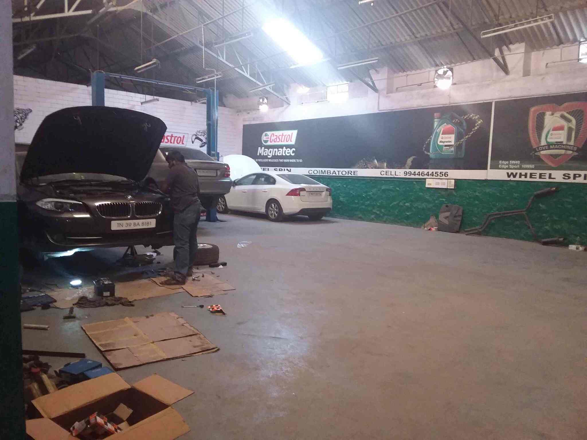 Top Porsche 911 Car Repair & Services in Saibaba Colony Best Porsche