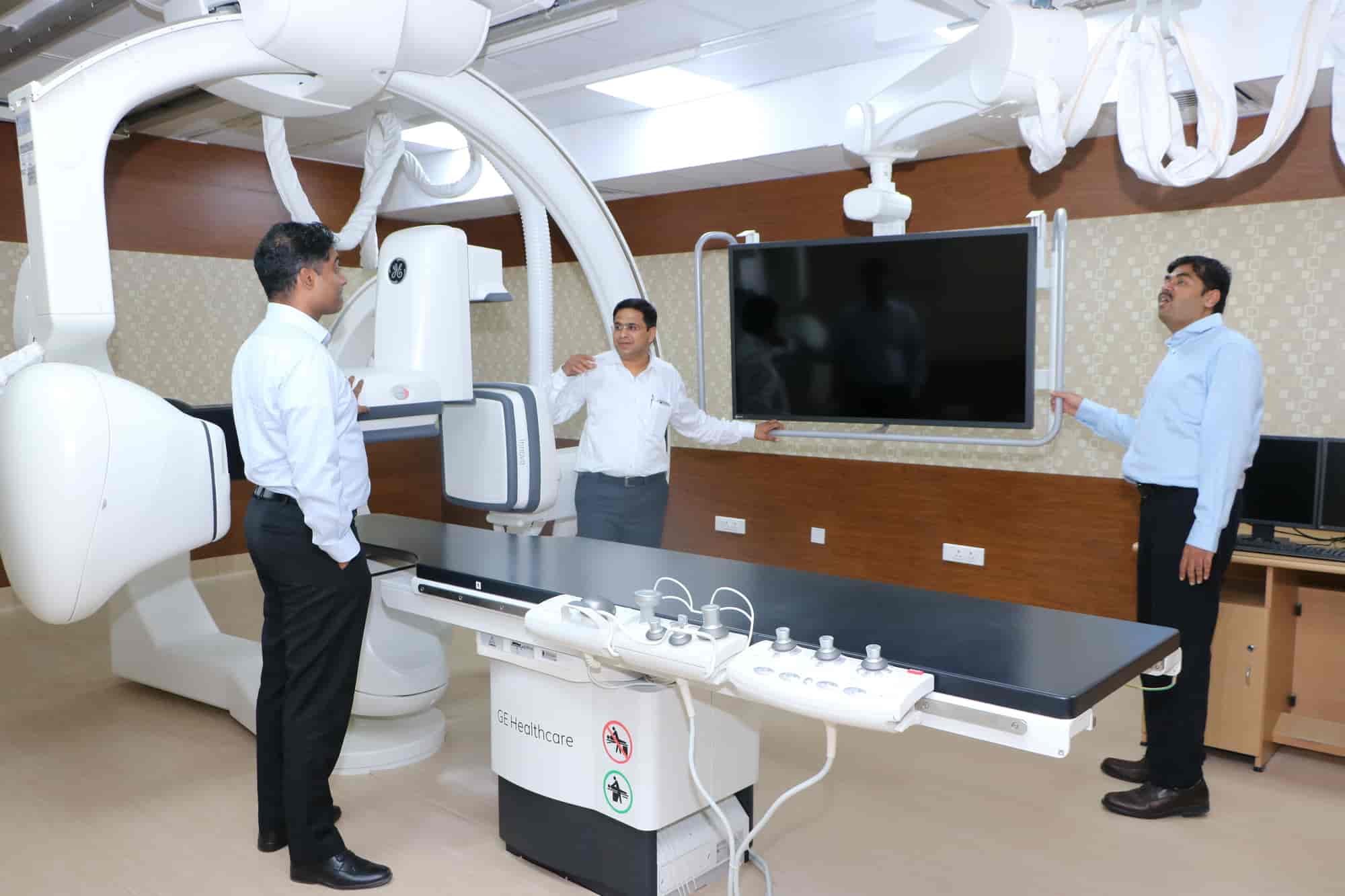 Top Nephrologists near Sri Ramakrishna HospitalSidhapudur, Coimbatore
