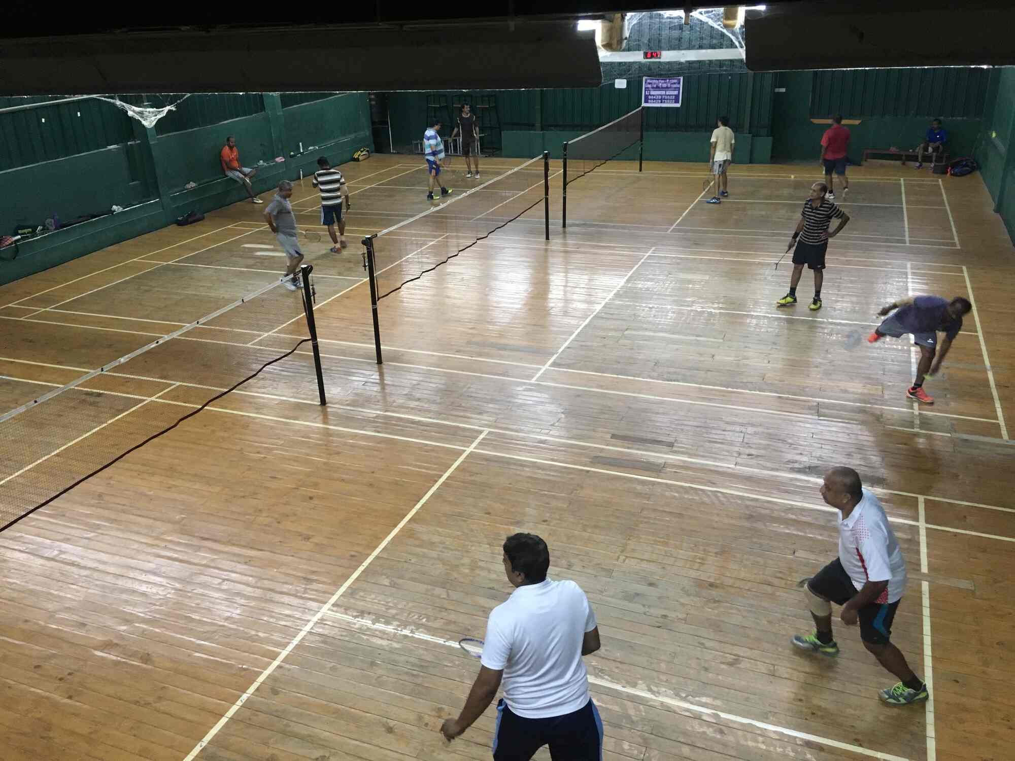 St Badminton Court in Vilankurichi,Coimbatore Best Badminton Courts