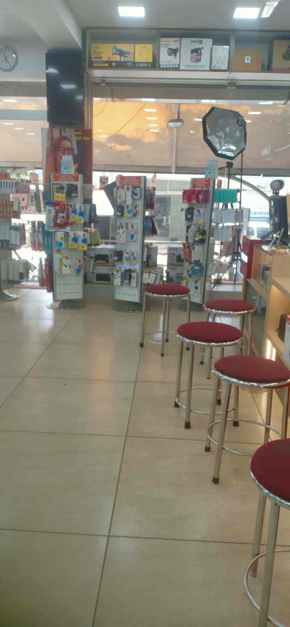 Savithri photo house in Ram Nagar,Coimbatore Best Photographers in