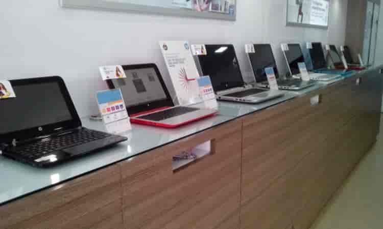 TOMIY Top Laptop Trolley Bag Dealers in Kozhikode - Best Laptop