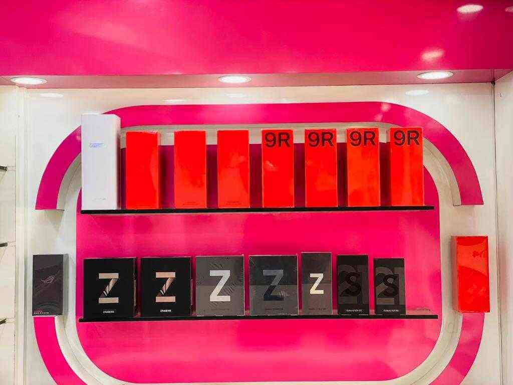 Mobile Zoom in Gandhipuram Coimbatore,Coimbatore Best SamsungMobile