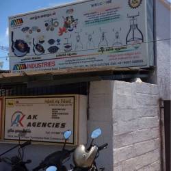 avm chapati press