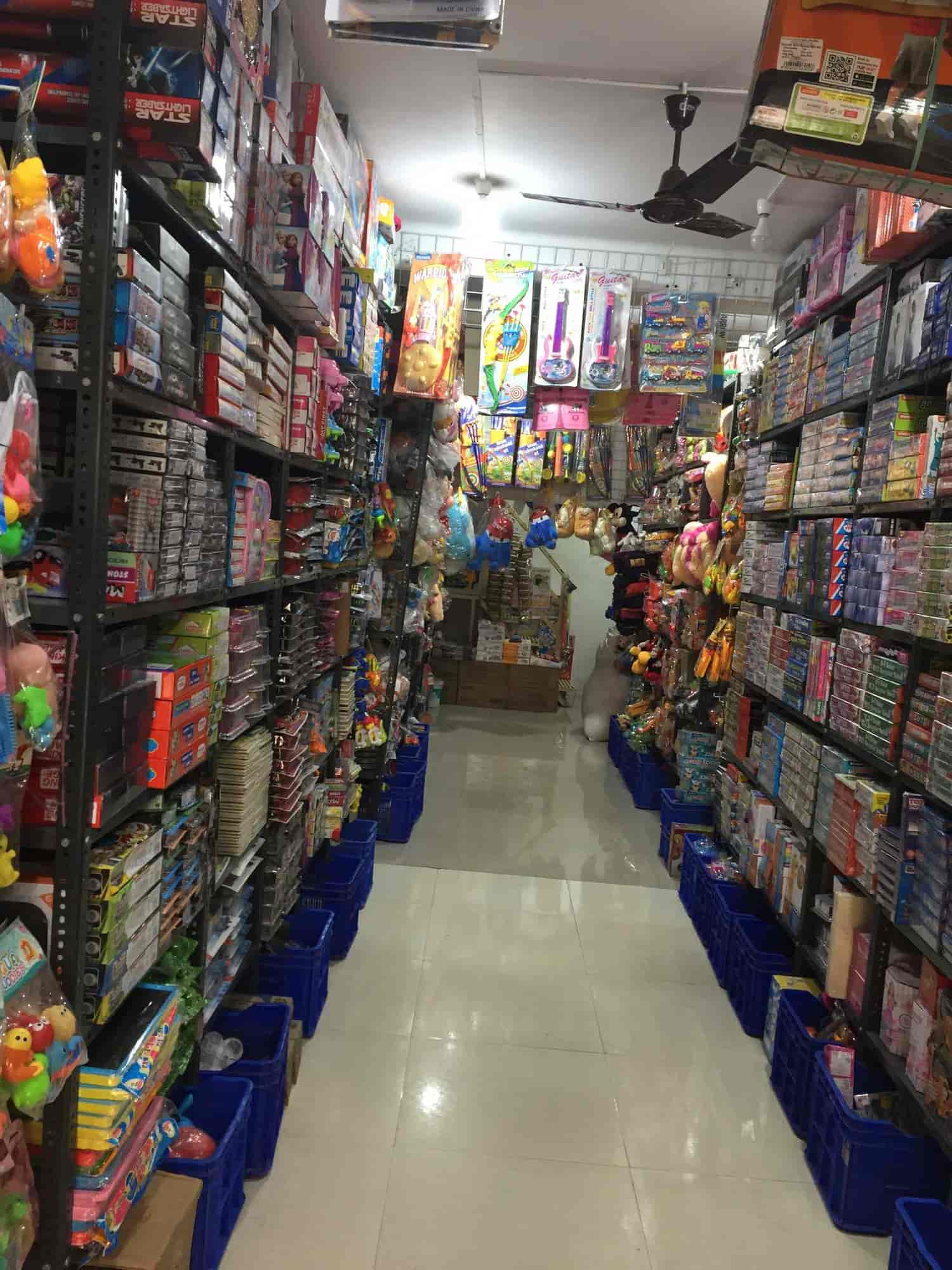 Top Plastic Toy Wholesalers in Town Hall Best Toy Plastic Wholesalers