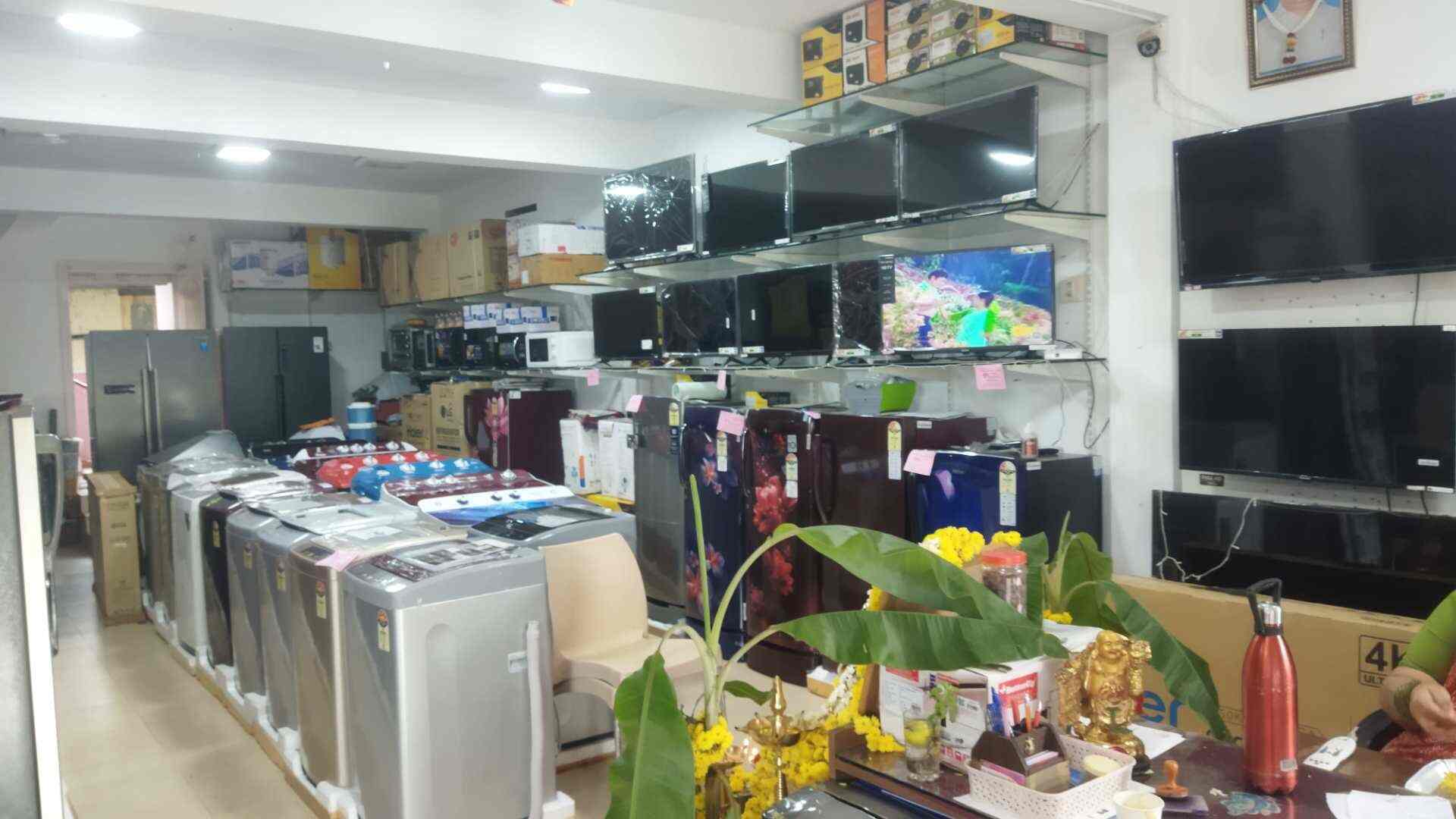 Rajashekar Home Needs in Omkareshwara Temple Best Prestige