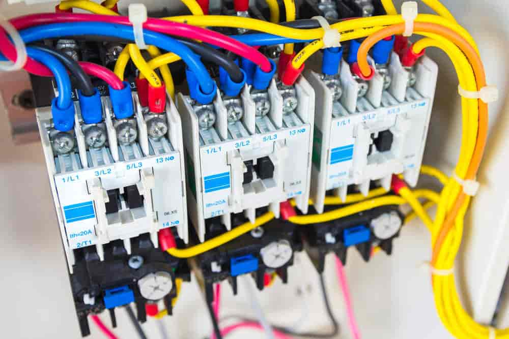 Top Abb Air Circuit Breaker Distributors in Surat एयर सर्किट ब्रेकर