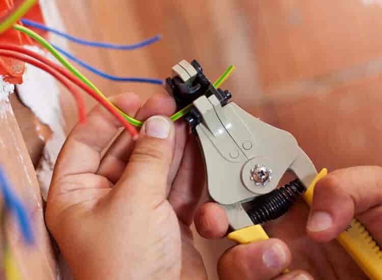 Sai Powers Electrical Contractors And Suppliers in Dhankawadi,Pune