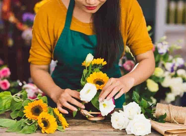 Top Flower Shops in Namakkal - Best Florists near me - Justdial