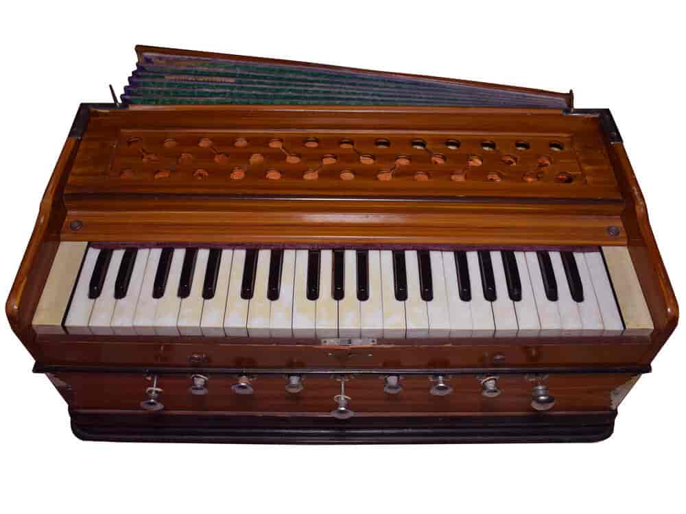 Catalogue Kishore Harmonium Centre in Dhabetekdi , Gondia Justdial