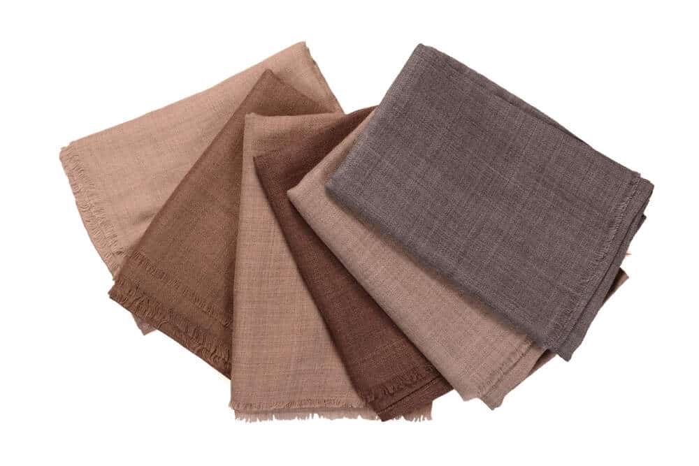 Raymond uphar shawl price deals