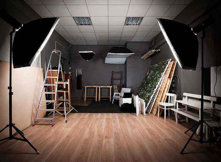 Trending Searches Near You - photo studios