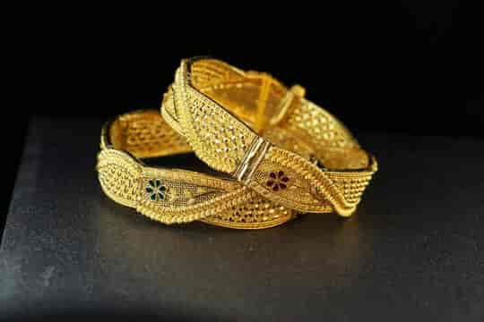 pn gadgil sindhi gold bangles designs
