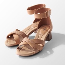 Find list of Clarks Stores near Mega Mall Dlf City Phase 1 Clarks Outlets Gurgaon Justdial