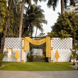 Top Gate Decorators in Laxmi Nagar - Best Entrance Decoration ...