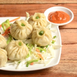 Top Momos Centres in Karkardooma - Best Dumpling Centres Delhi