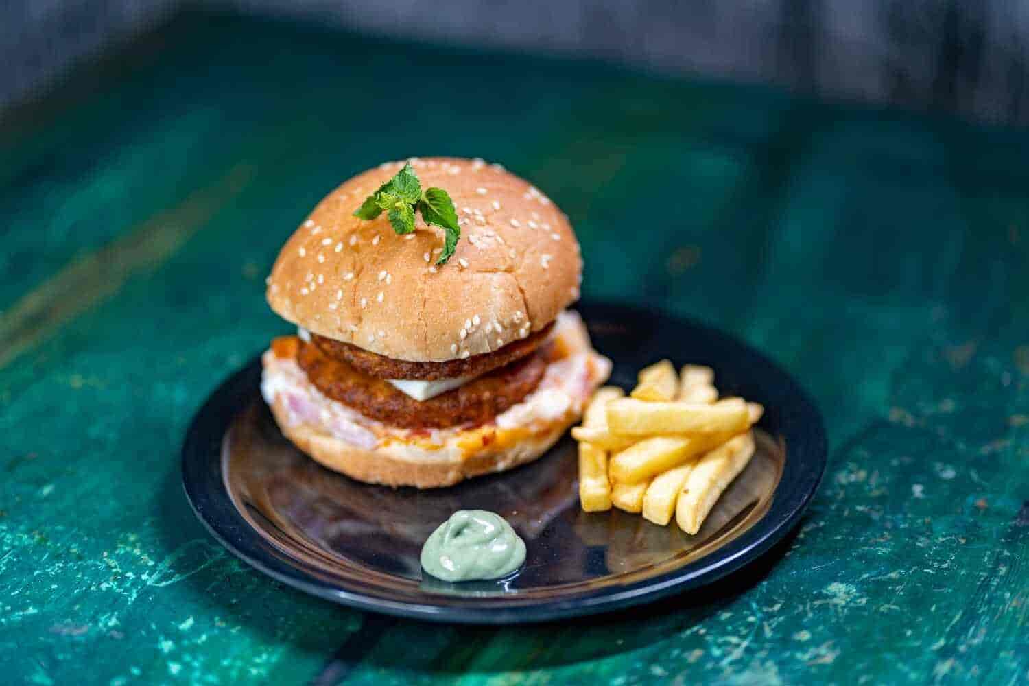 Shake Shook Cafe in dasuya,Hoshiarpur - Order Food Online
