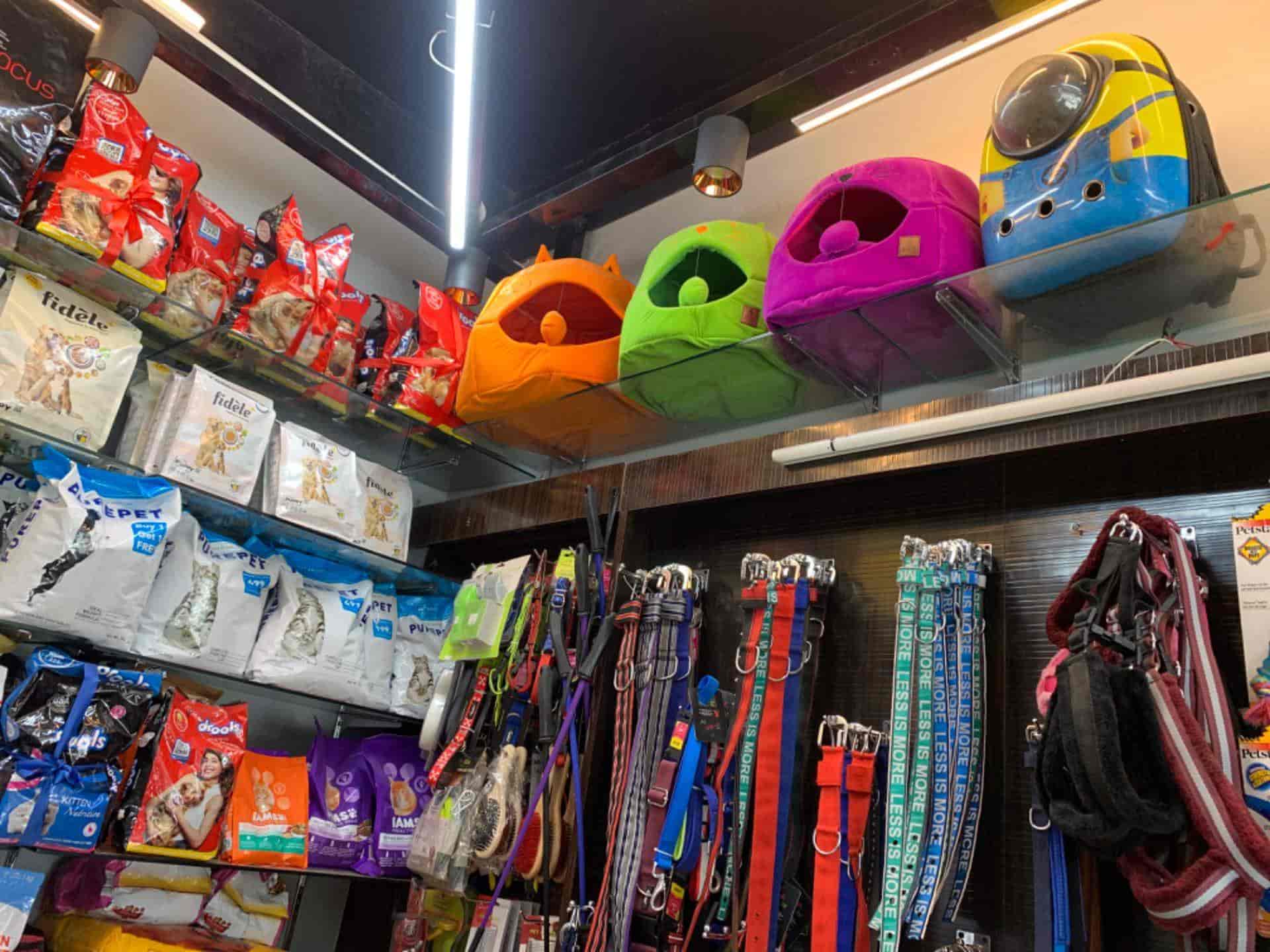 Pet supplies and accessories sales